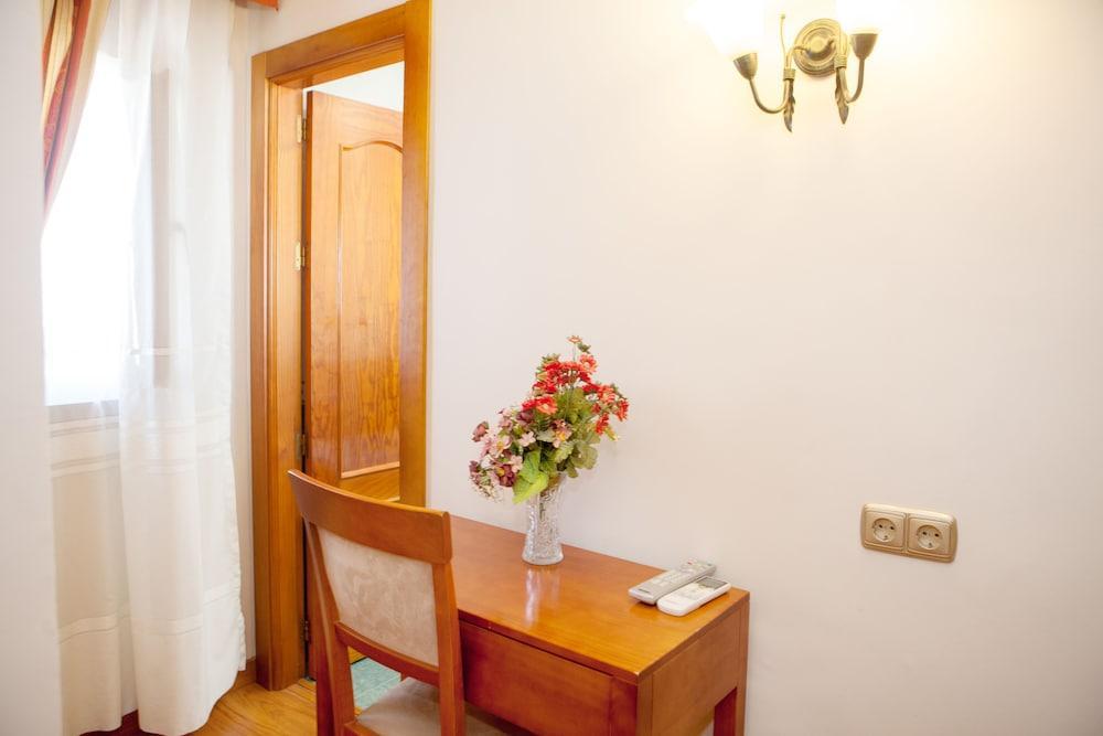 Hotel Alameda Malaga Ngoại thất bức ảnh