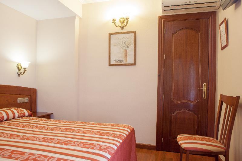 Hotel Alameda Malaga Ngoại thất bức ảnh